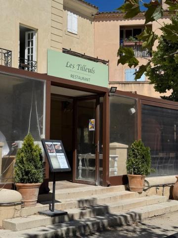 Les Cistes Bed & Breakfast Mallemort Exterior photo